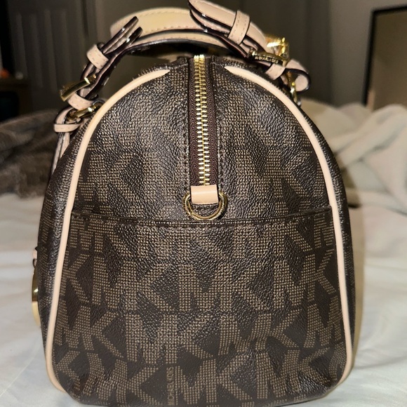 Michael Kors Grayson Monogram Satchel Brown Leather - Picture 5 of 13